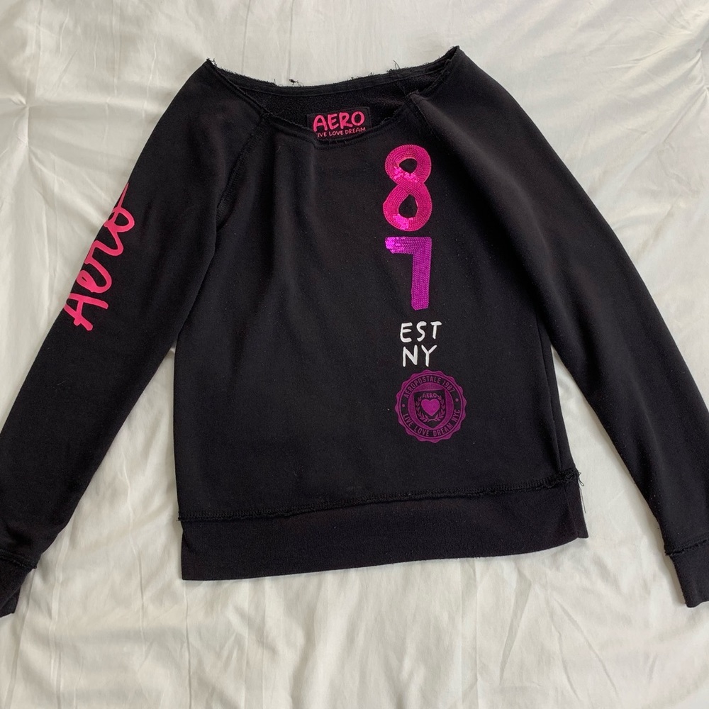 Long Sleeve Sweatshirt!